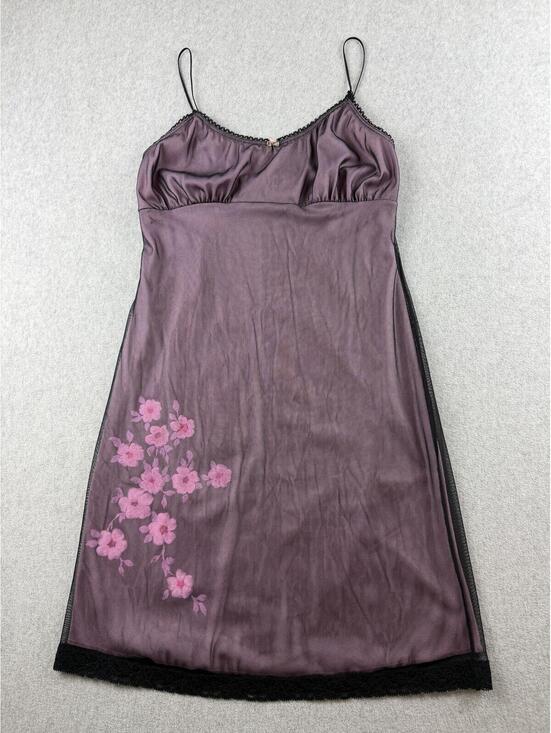 Dresses & Skirts - 90s mesh overlay slip dress